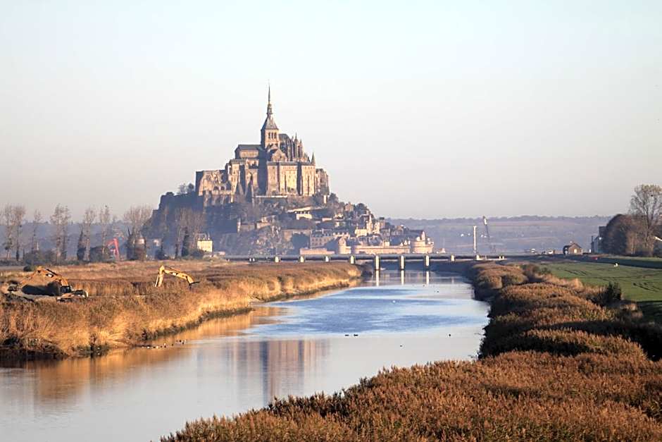 Logis Hôtel et Restaurant La Tour Brette