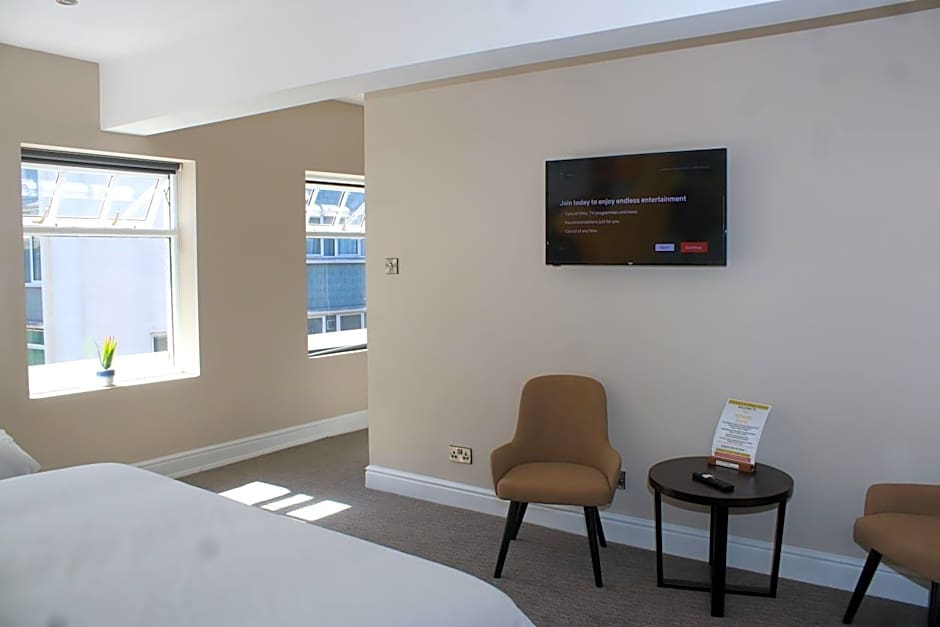 Fenwick Sunrise Hotel