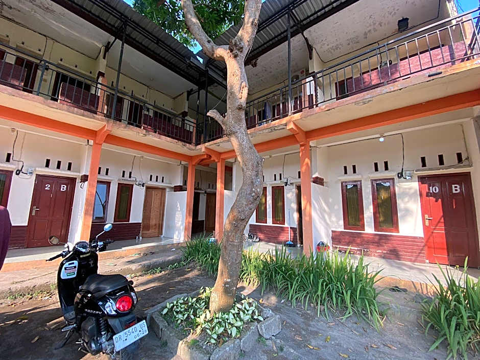 OYO Life 93257 Kos Anugerah