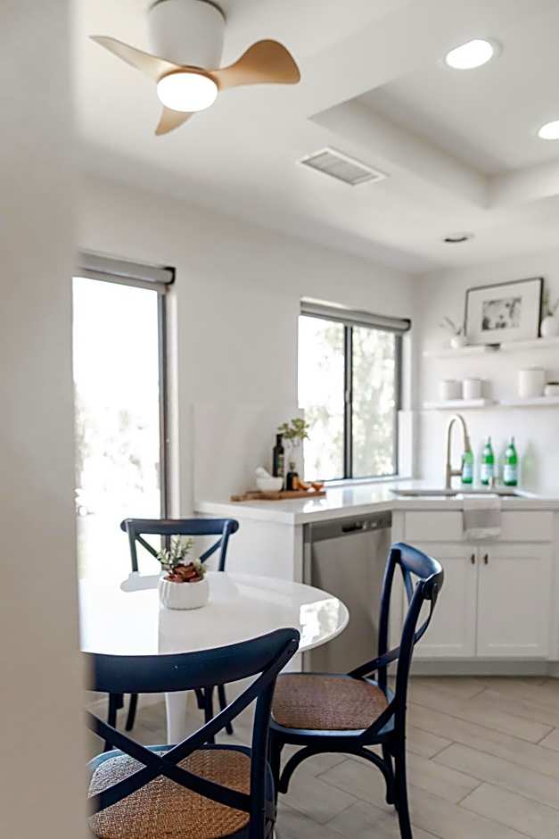 PRESIDENTIAL SUITE MOUNTAIN/LAKE VIEWS w/HEATED POOLS- PGA WEST