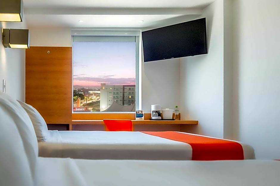 Sleep Inn Leon Antares