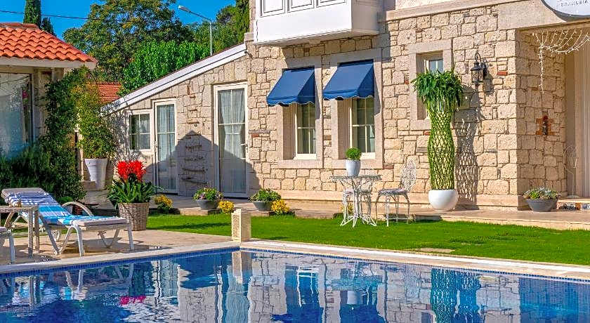 Salbakos Herakleia Boutique Hotel