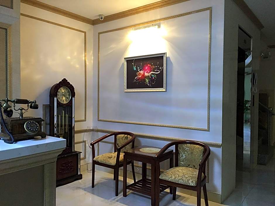 Huy Hoang Hotel - Tan Binh
