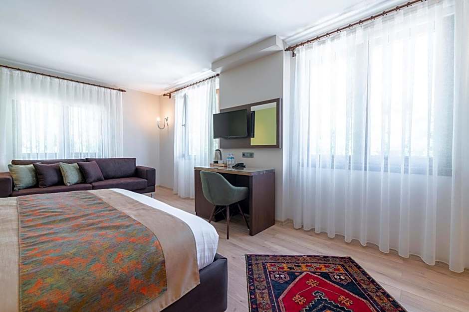 SUNOLUS VINEYARDHOUSe