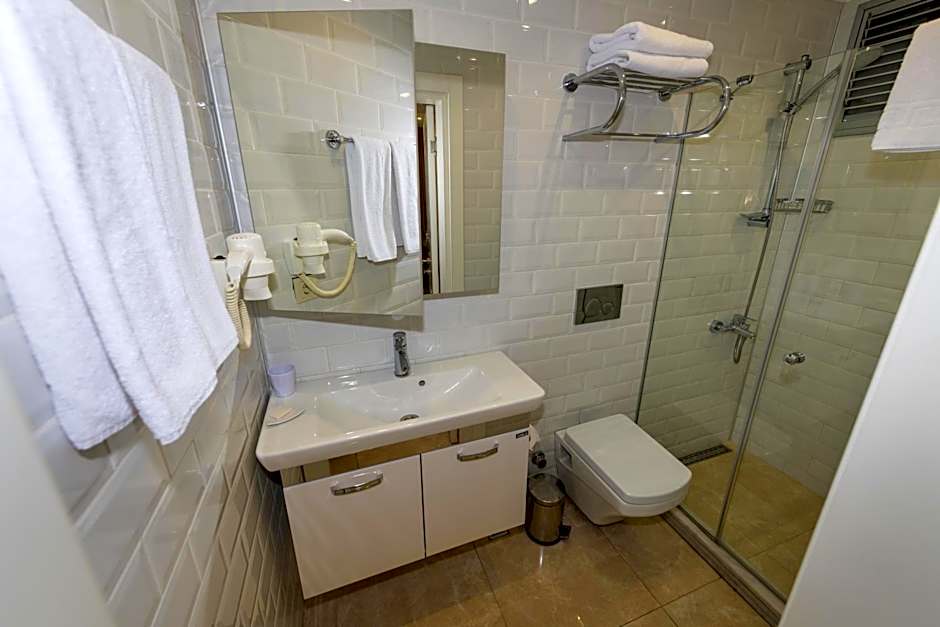 BGuest Hotel & Residence