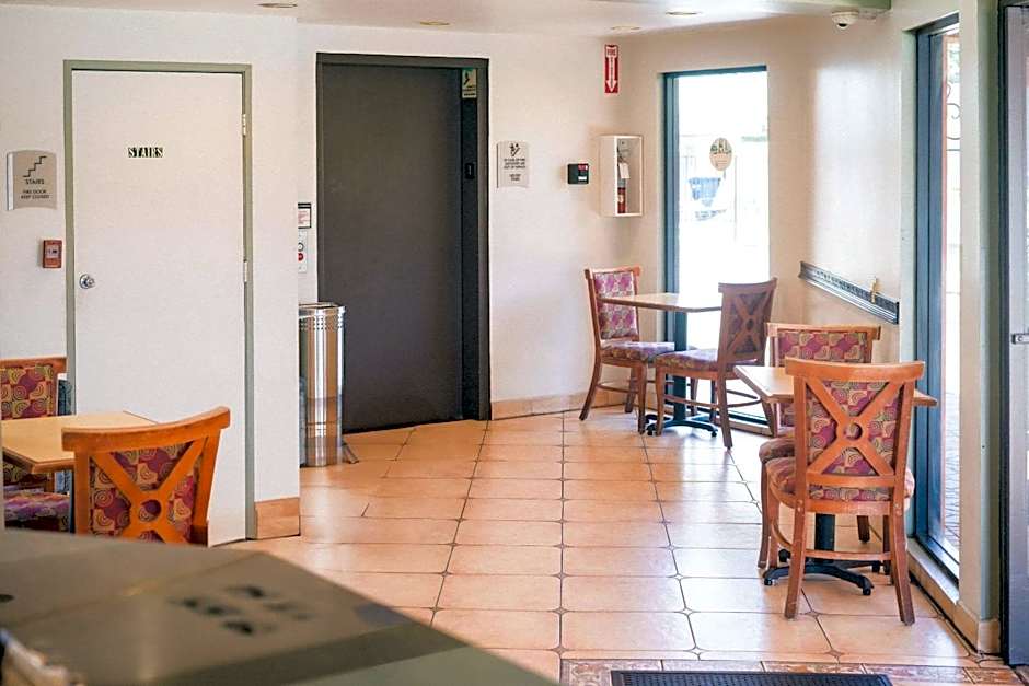 Quality Inn Burbank Airport