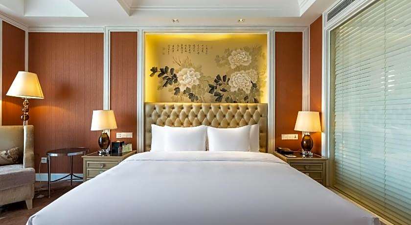 Tonino Lamborghini Hotel Kunshan City Center
