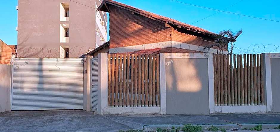 Casa Sol&Mar com Piscina na Beira da Praia Guriri