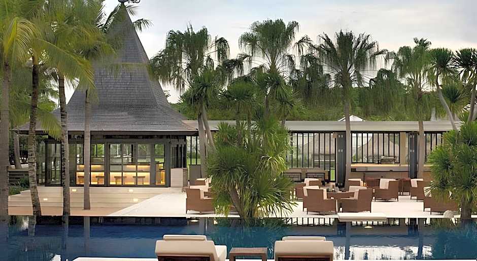 The Royal Santrian Luxury Beach Villas