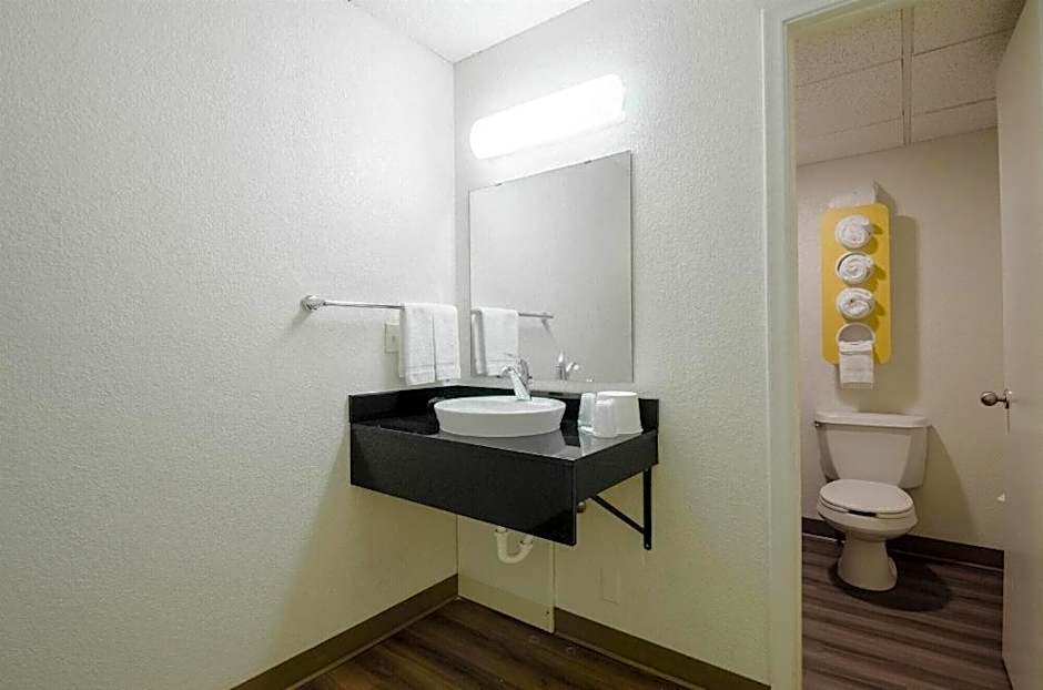 Motel6 Big Springs, NE