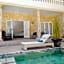 Bali Court Hotel & Apartment