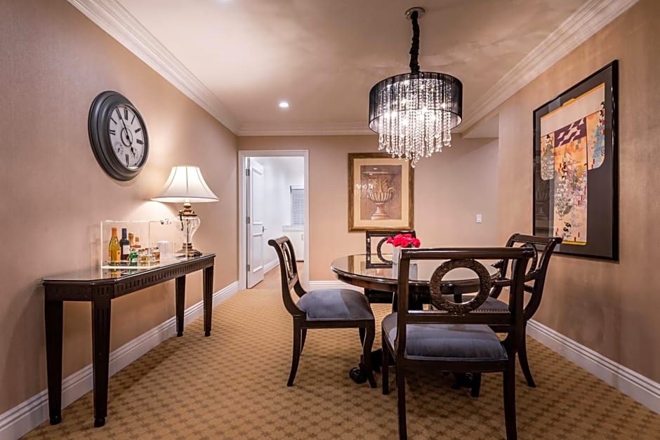 Beverly Hills Plaza Hotel & Spa