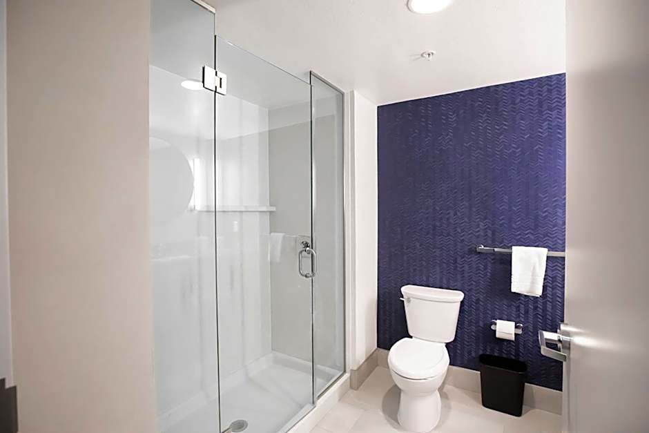 Fairfield by Marriott Inn & Suites Louisville Airport