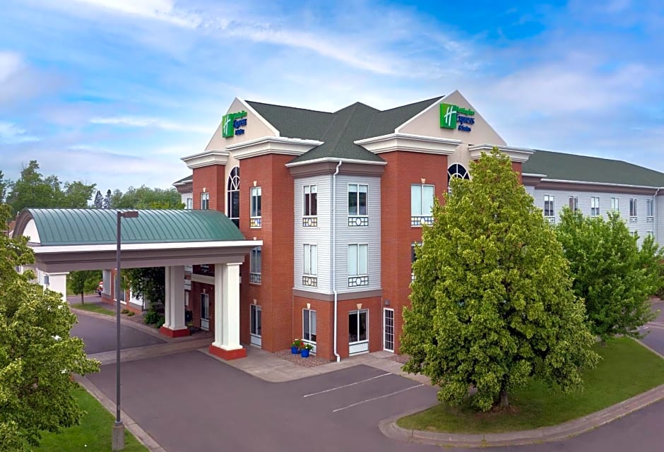 Holiday Inn Express & Suites Superior