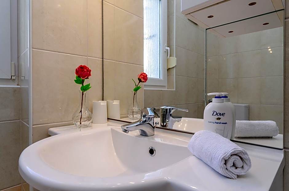 Seaside Guesthouse by JR City Apartments