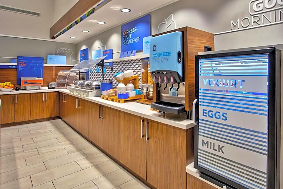 Holiday Inn Express Augusta North By IHG