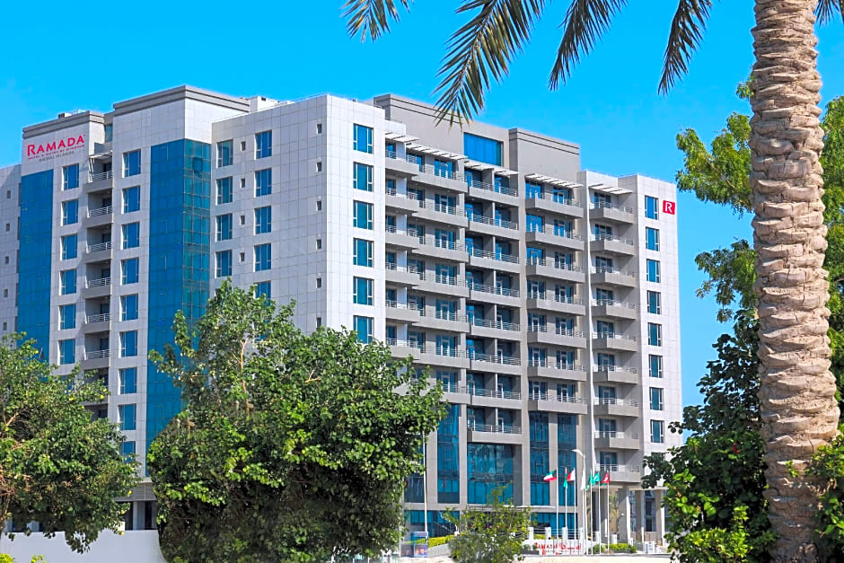 Ramada Hotel & Suites by Wyndham Amwaj Islands Manama