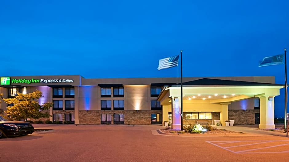 Holiday Inn Express Hotel & Suites Colby By IHG
