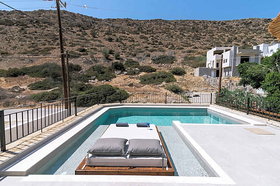 Matala Bay in Style Apartments