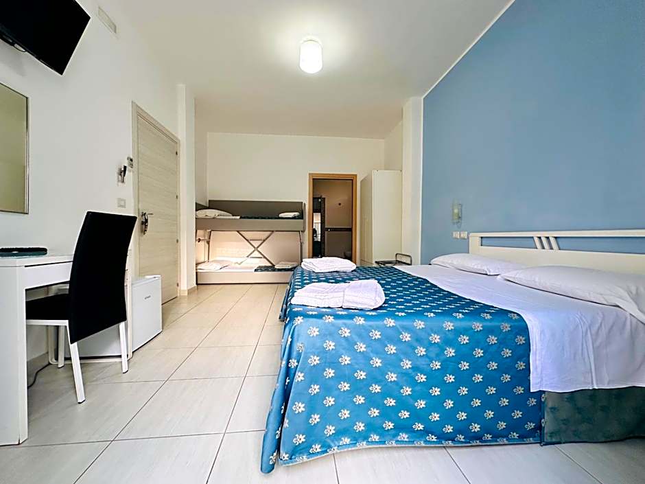 Maniel Beach Hotel