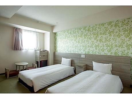 Japanese Twin Room - Non-Smoking