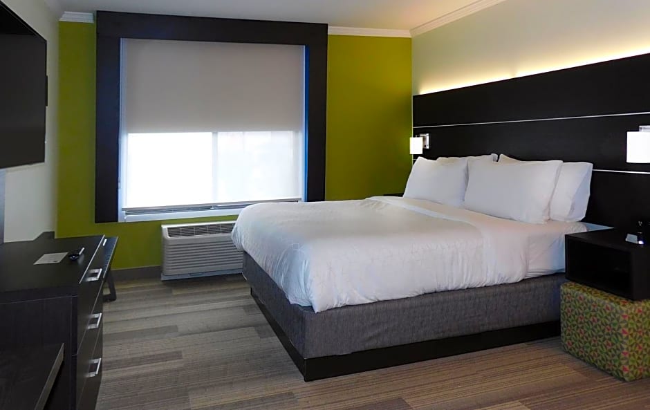 Holiday Inn Express Coventry S - West Warwick Area By IHG
