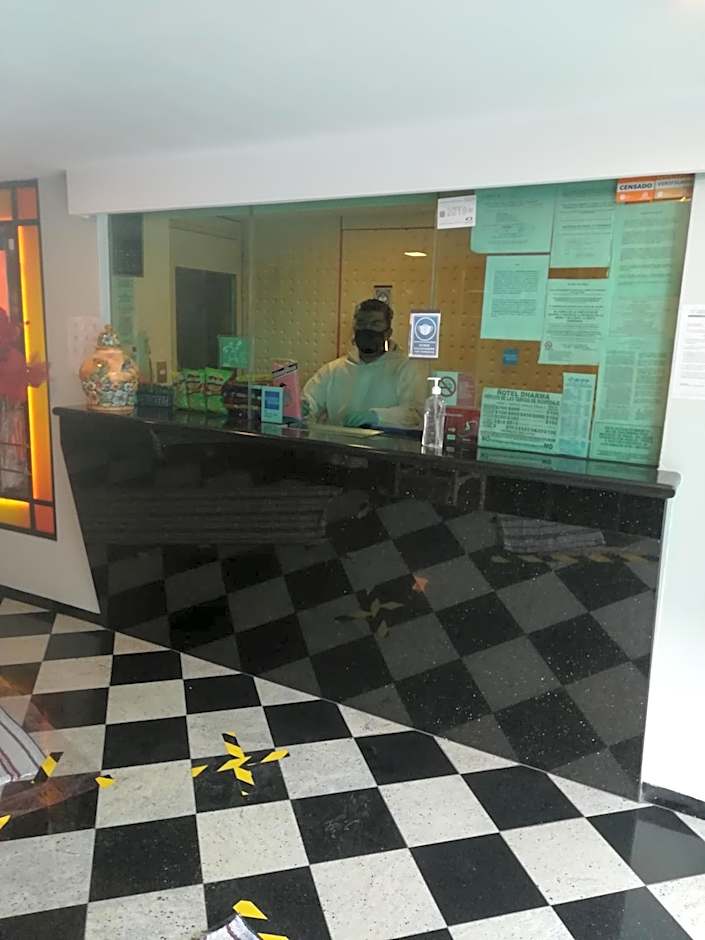 Hotel Dharma