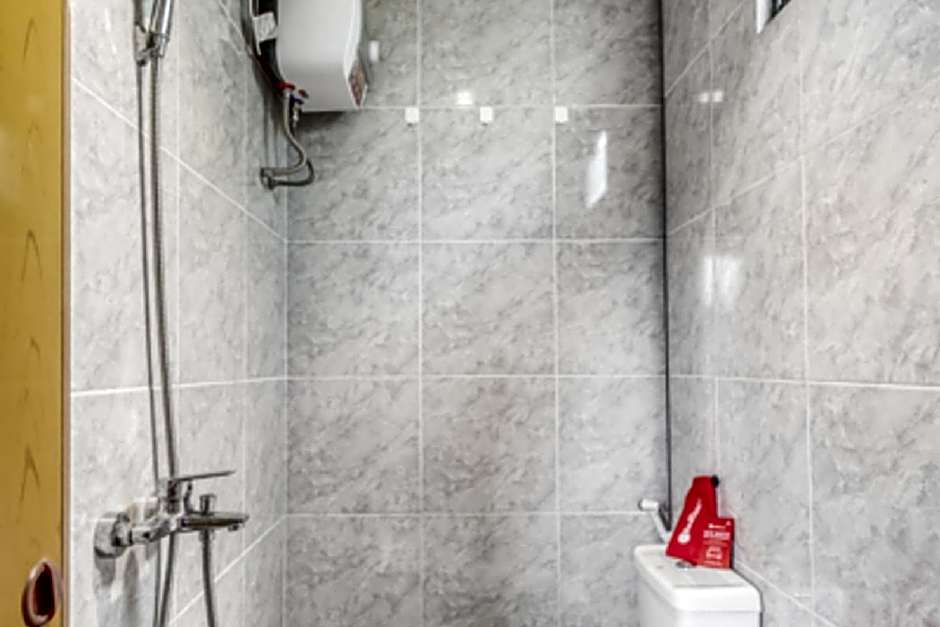 RedDoorz Syariah @ Babadan Baru Jakal