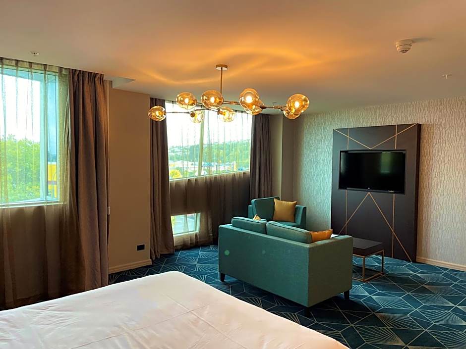 Swiss-Belboutique Napier