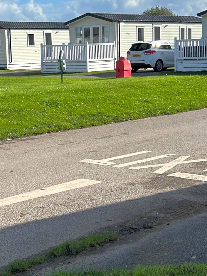 Christines caravan J28