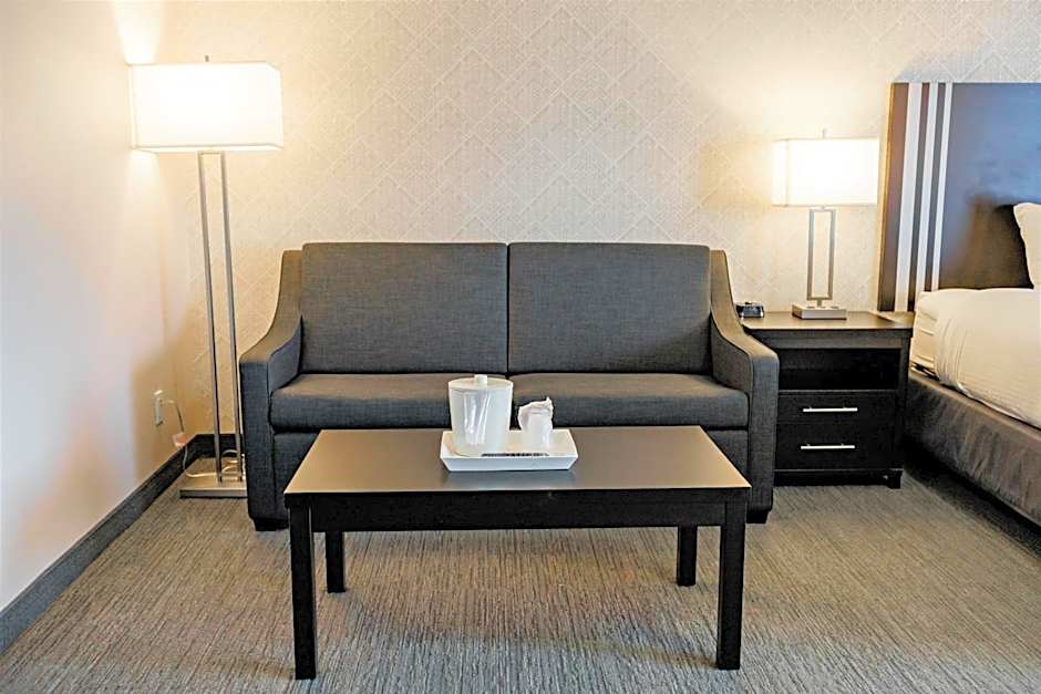 Park Inn by Radisson Edmonton Airport