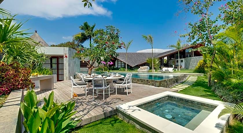 The Layar – Designer Villas and Spa, CHSE Certified
