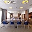 Holiday Inn Express Toulouse Airport By IHG