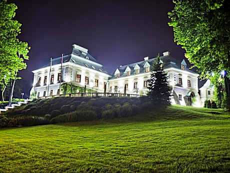 Manor House SPA Luxury of Silence