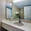 La Quinta Inn & Suites by Wyndham Sea Tac Seattle Airport