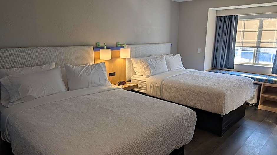 Greenville Pelham Inn by IHG