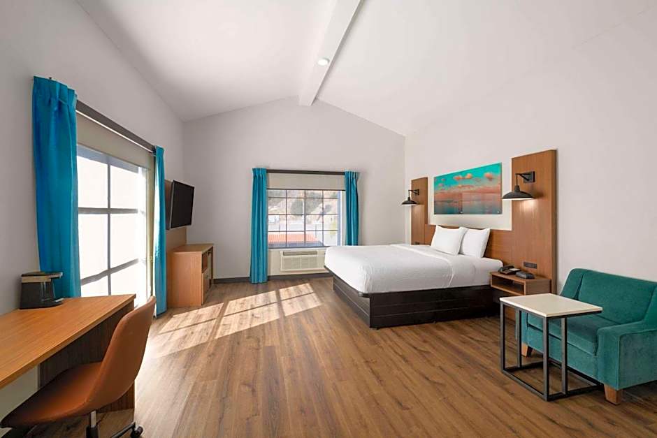 La Quinta Inn & Suites by Wyndham San Diego Scripps Poway