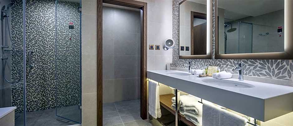 DoubleTree by Hilton Plovdiv Center