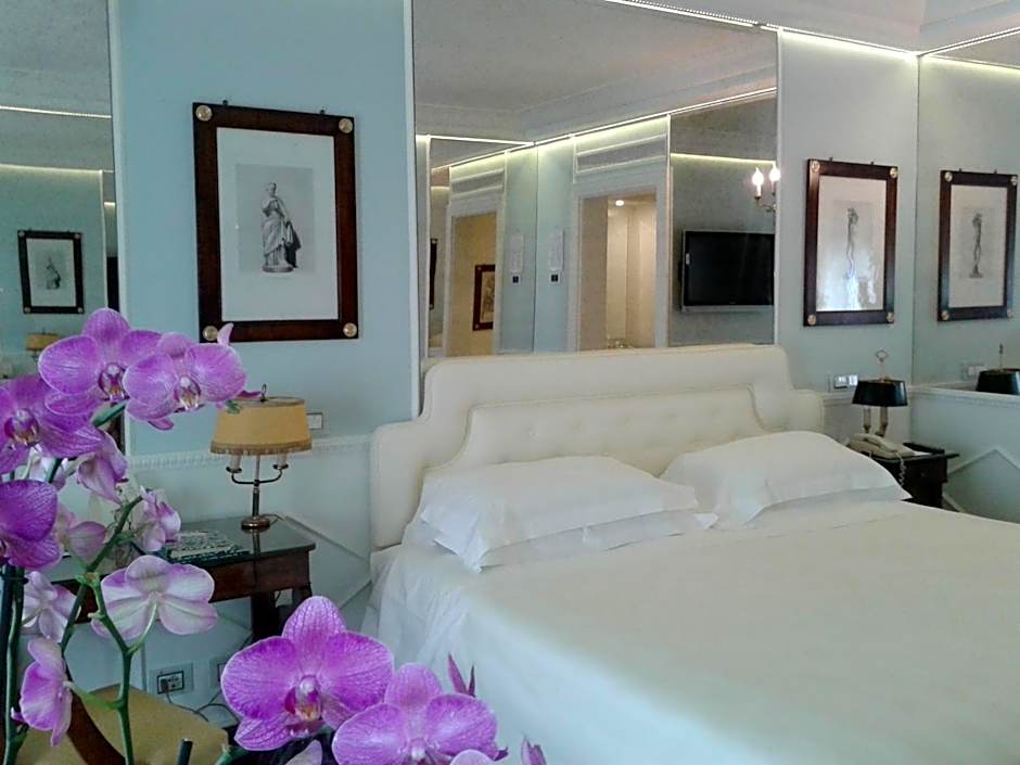 Excelsior Palace Hotel