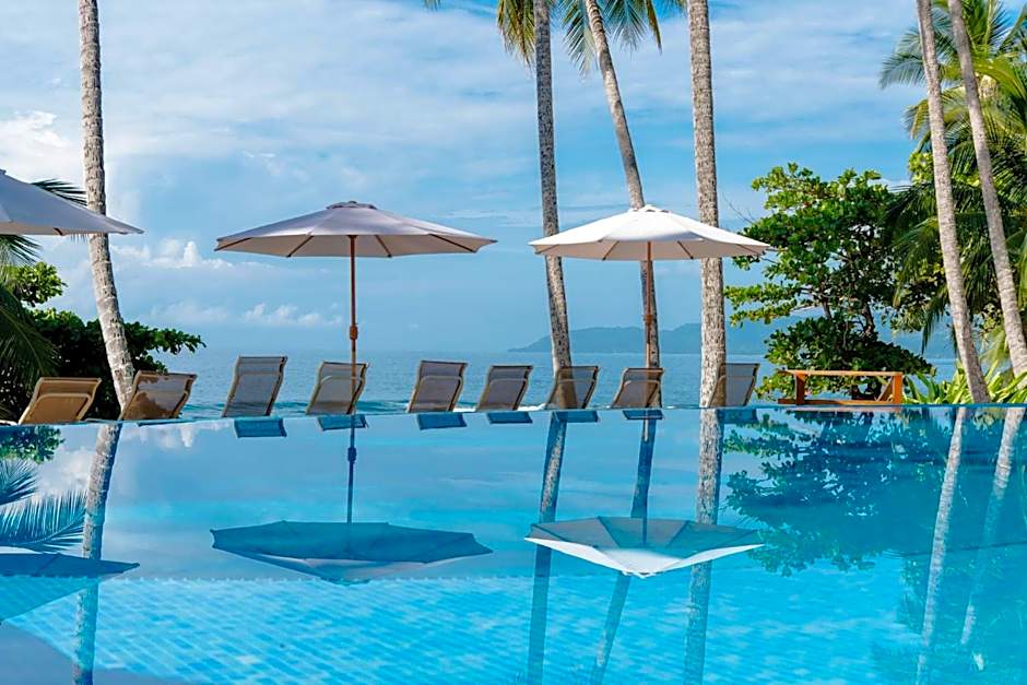 Tango Mar Beachfront Boutique Hotel & Villas