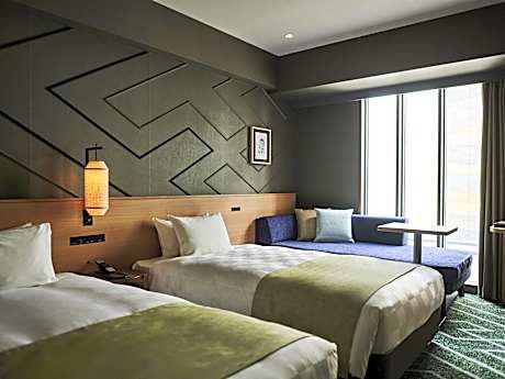Room Connecting Room