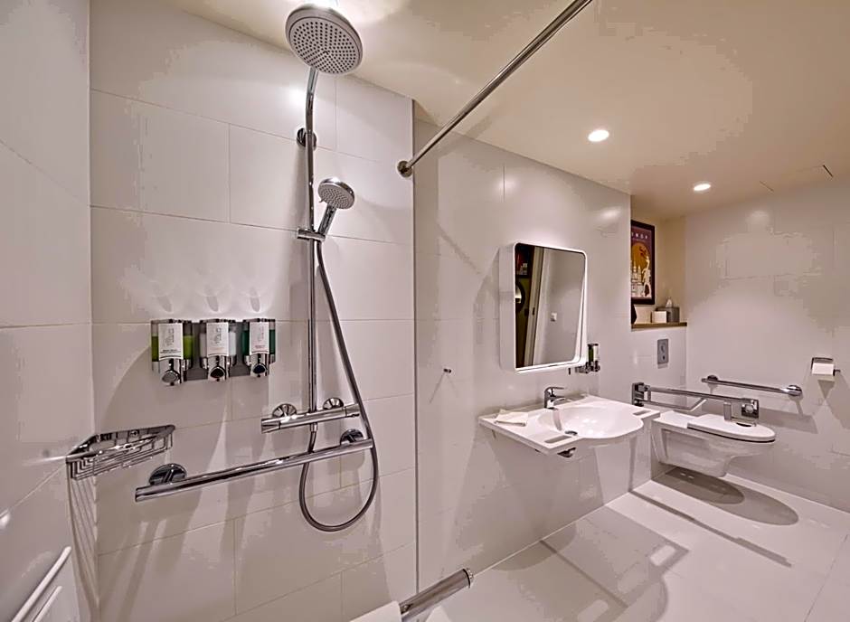 Hampton by Hilton Krakow Airport
