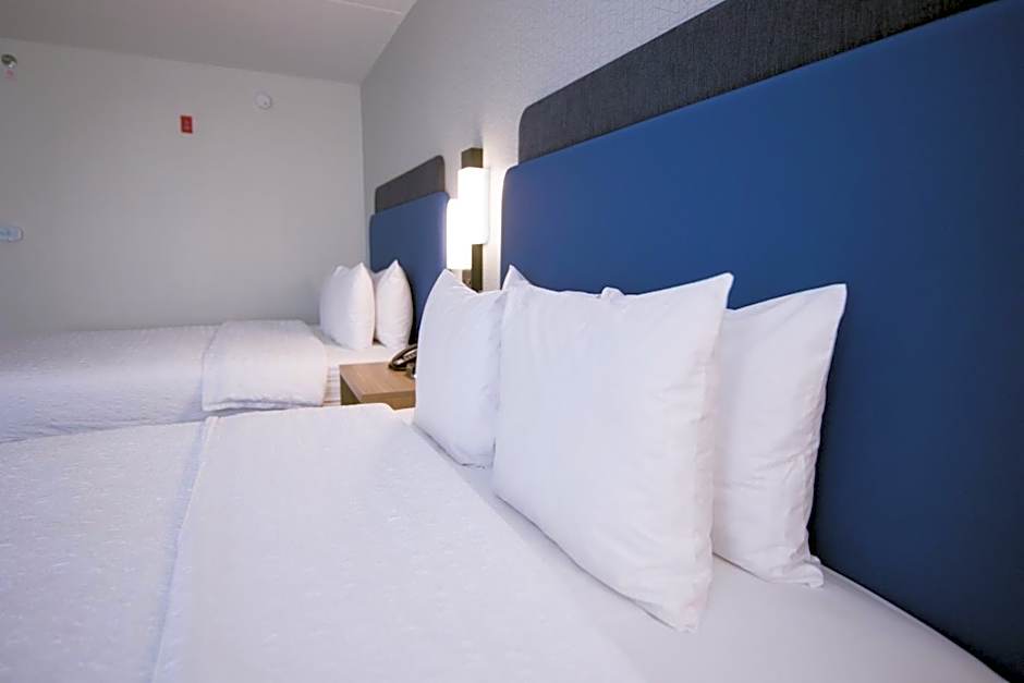 Hampton Inn By Hilton Chicago-Carol Stream