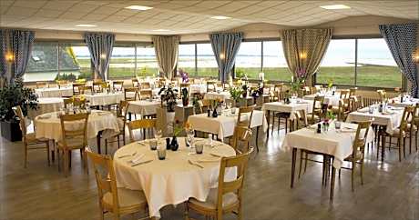 Logis Hôtel Le Bretagne