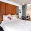 The Londoner Hotel St. Julian's