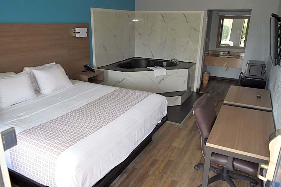 Americas Best Value Inn & Suites/Murfreesboro