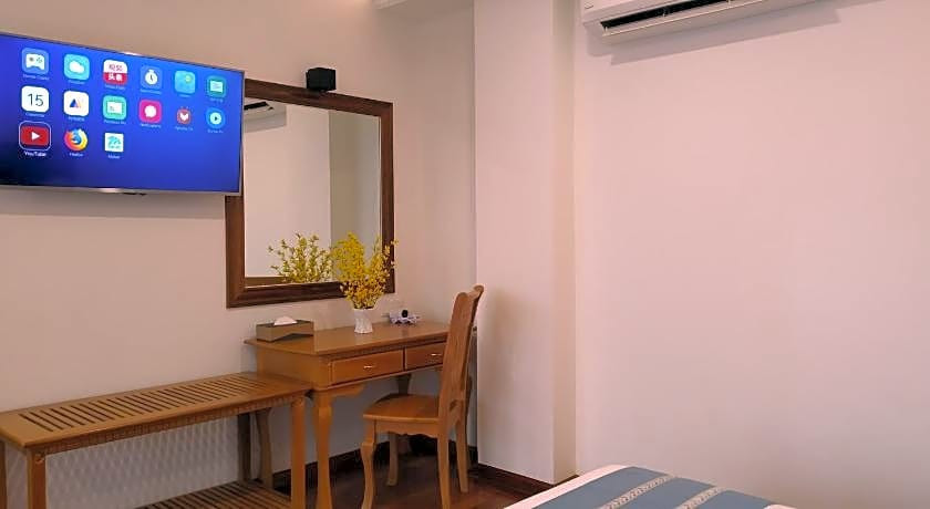 Dragon Phoenix Hotel