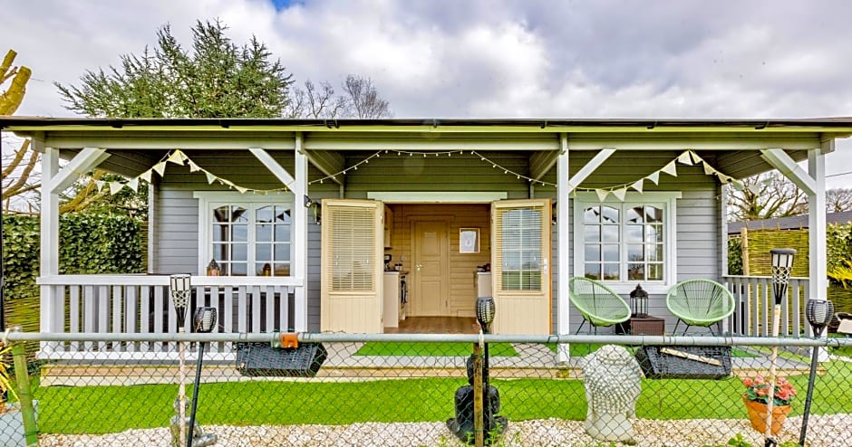 The Retreat Log Cabin