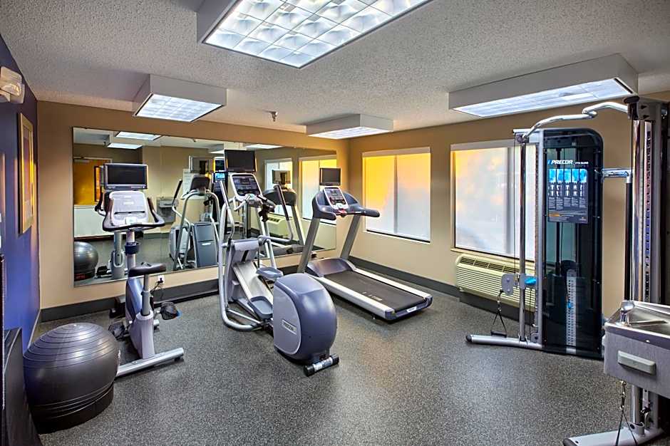 Holiday Inn Express Hotel And Suites Raleigh North - Wake Forest By IHG