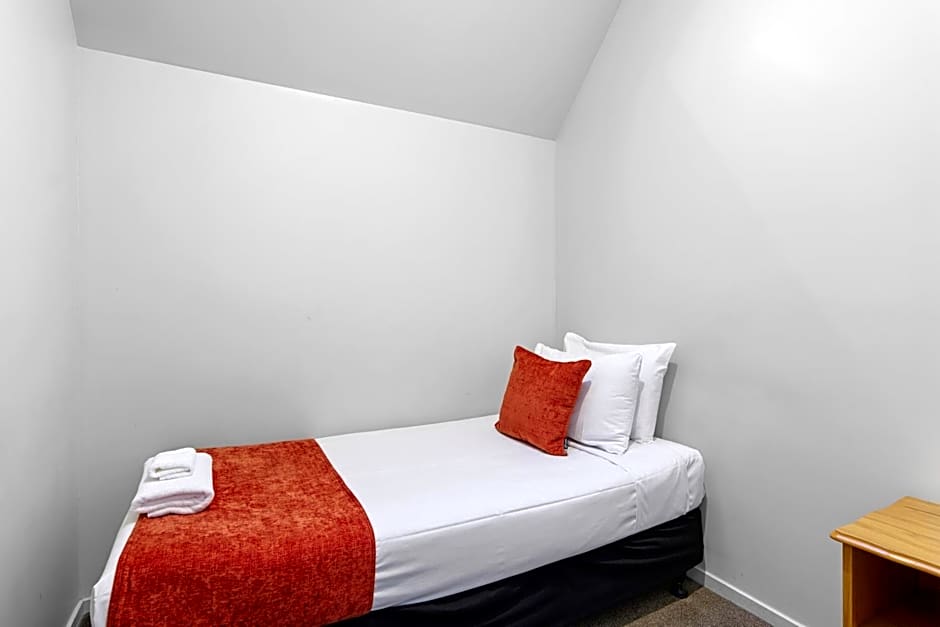 Bella Vista Motel and Apartments